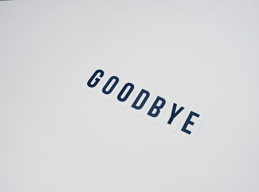 The 5 Types of Funny Goodbye GIFs You Need in Your Arsenal
